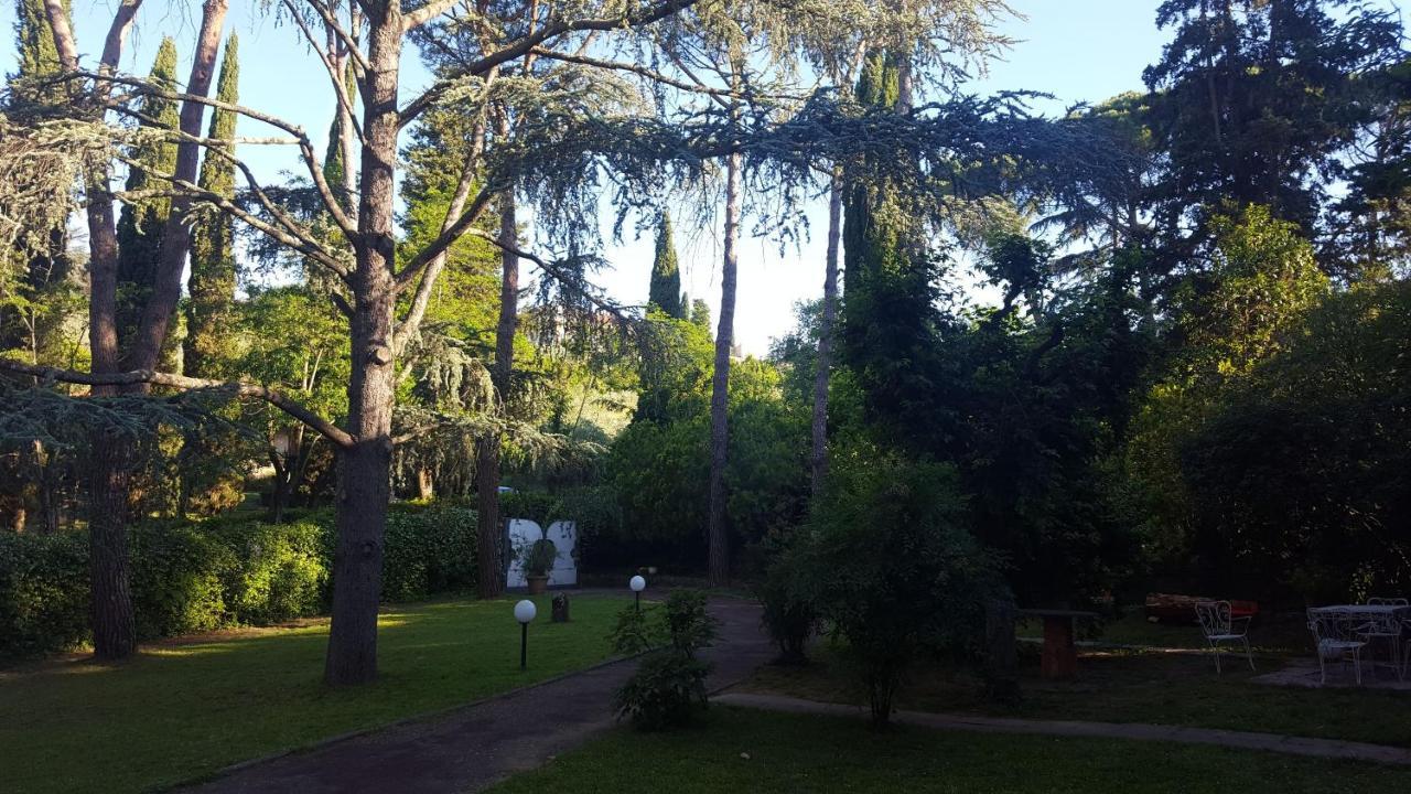 Appartement Due Passi Nel Parco Con Parcheggio Gratuito à Florence Extérieur photo
